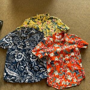 3 for 1 Hawaiian style shirts
